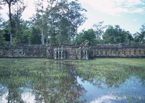 福山駅から徒歩4分！東横イン福山駅新幹線南口の魅力と快適な宿泊体験